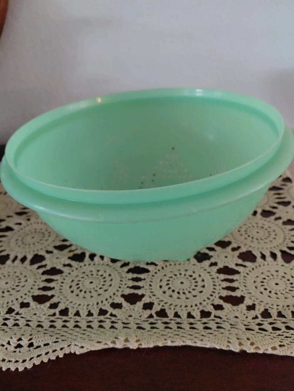 Tupperware vintage strainer